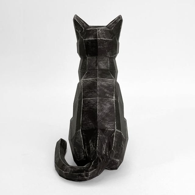 モダンな幾何学デザインの猫オブジェ｜3Dプリント×手塗りアート雑貨