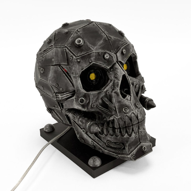 LED発光するドクロオブジェ｜3Dプリント×ハンドペイントのインダストリアルインテリア雑貨