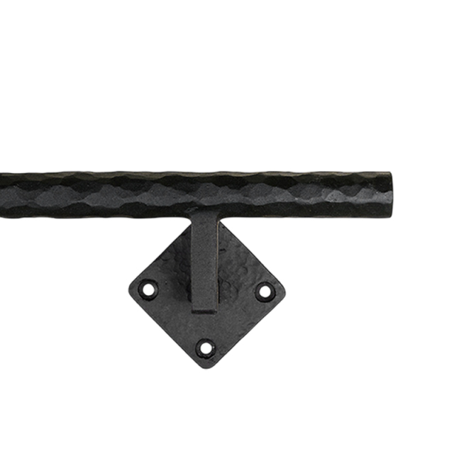 ストレートデザインのロートアイアン製壁付けハンドレール