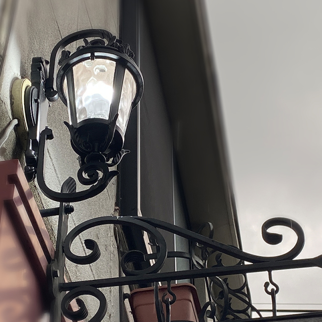 照明器具,センサー,明暗センサー,輸入照明,輸入住宅,おしゃれ,照明,屋外照明,玄関照明