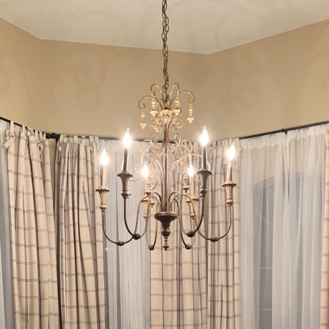 シャンデリア,アンティーク,欧風,おしゃれ,照明器具,輸入照明,吊り下げ照明,カントリー