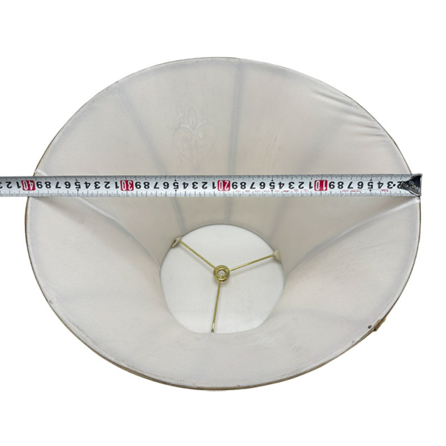 クラシックスタイルのおしゃれなファブリックシェード・照明アクセサリー