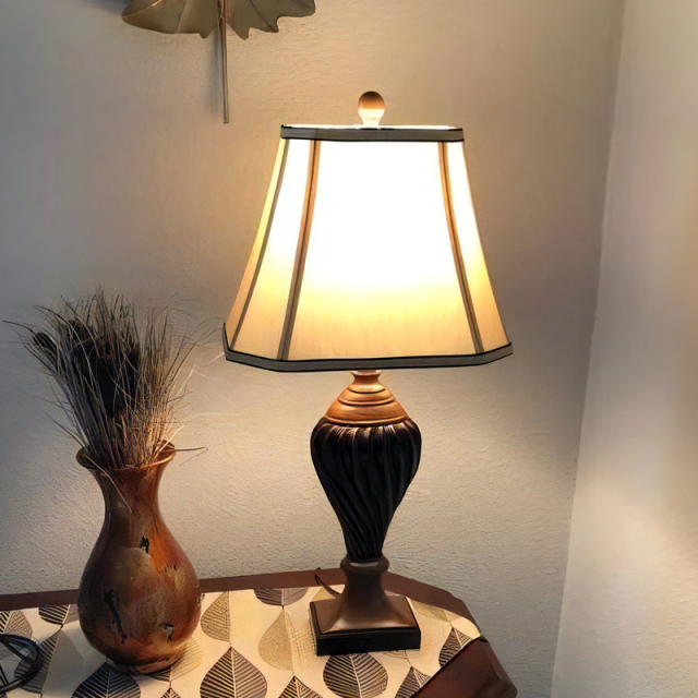 テーブルランプ,おしゃれ,アンティーク,間接照明,インテリア,シェード,ホテル