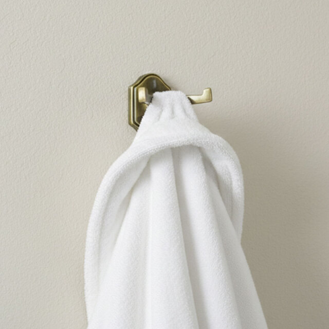 アンティークブラス仕上げのバスローブフック＆タオル掛け｜DESIGN HOUSE（デザインハウス） サバンナシリーズ
