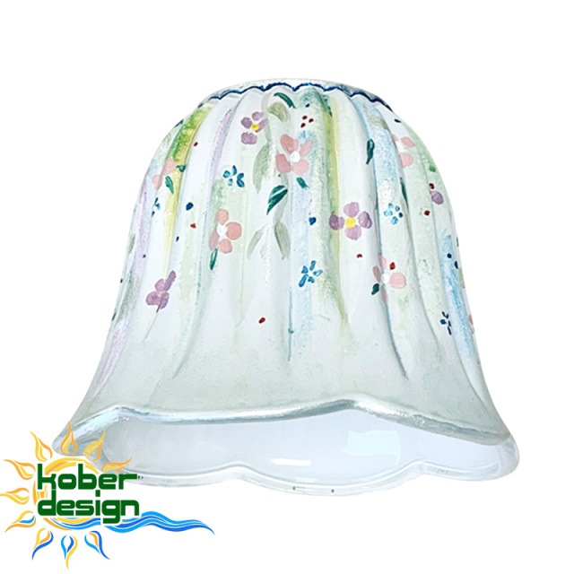 職人の手描きによる美しいハンドペイント模様が魅力のおしゃれなガラス製ランプシェード