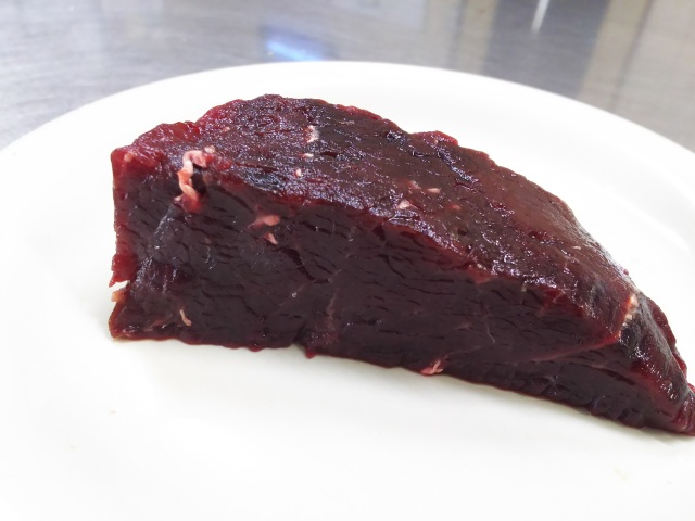 くじら熟成赤肉ブロック3