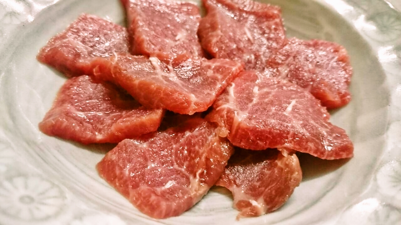 得うま鯨赤肉刺身用すきやき用