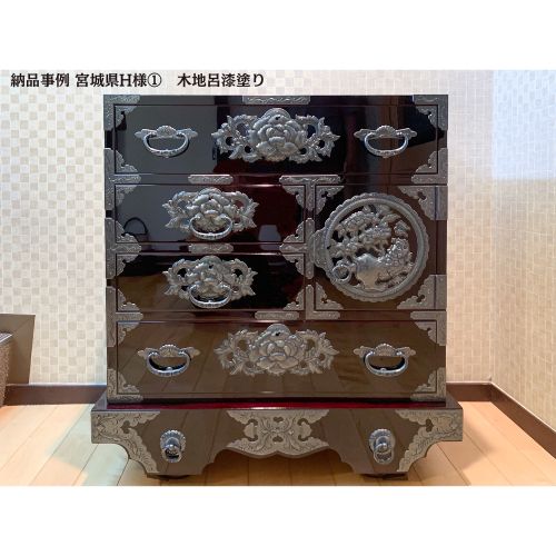 仙台箪笥 中型車箪笥 唐獅子牡丹 KRD-18D 赤木肌木地呂漆塗り