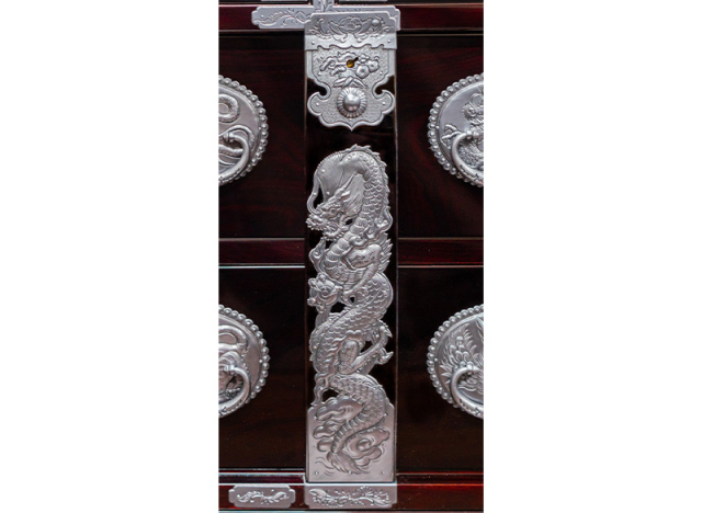 仙台箪笥 四.五尺部屋箪笥 KD-3008D 木地呂漆塗り 彫金手打金具（竜・四神・鳳凰・唐獅子）
