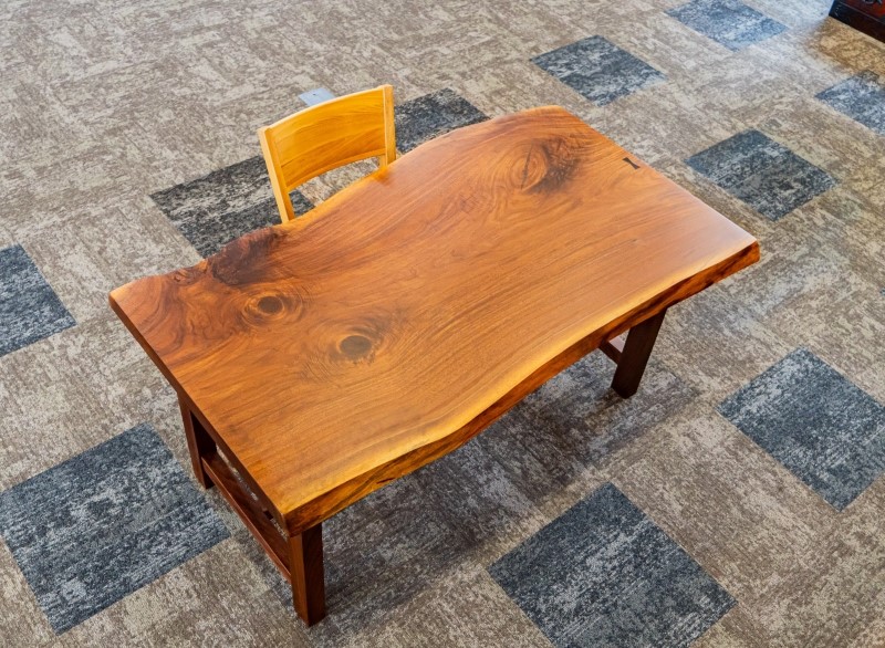 天然木一枚板 高級座敷机 150×90×32 送料込 □天然木 一枚板 無垢材 座卓 センターテーブル 座敷机 天板 高級 逸品