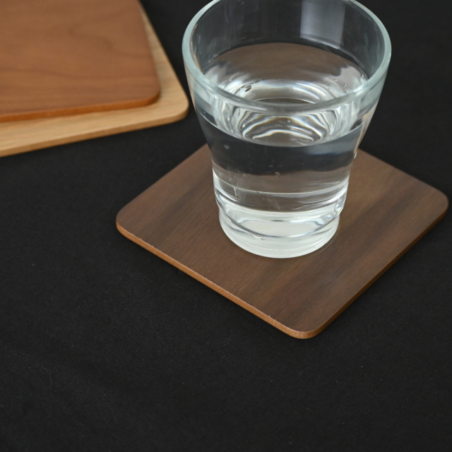 送料無料】 木のコースター