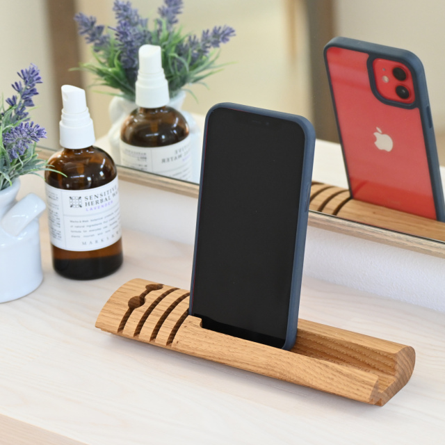 KAKERAのスマホスタンド　無垢材   カードスタンド   ペン立て   エコ