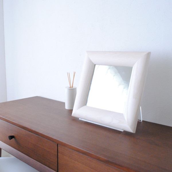 SOL　ソル　30x30cm　ホワイトアッシュ材　全４色　壁掛けミラー　正方形　（通常便商品）