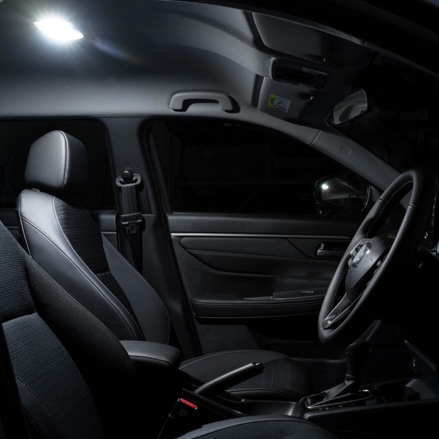 WRV DG5 LEDルームランプ リアセンター ラゲッジ 2p 鏡面加工 2色切替