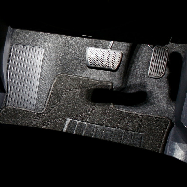 トヨタ汎用 カプラー付き フットランプ増設キット 運転席 助手席 2p [20]【ホワイト】