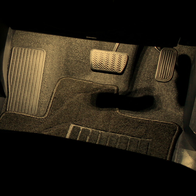 トヨタ汎用 カプラー付き フットランプ増設キット 運転席 助手席 2p [20]