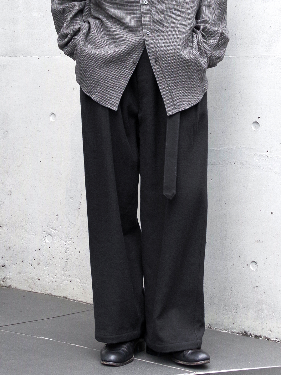 ANCELLM "WOOL BELTED WIDE SLACKS" - BLACK