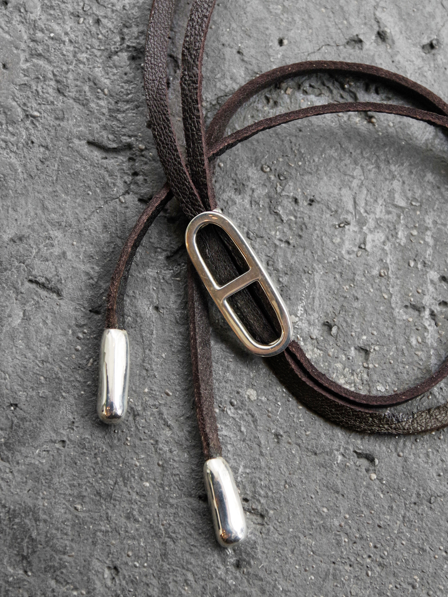 Garden of Eden "FLAT ANCHOR BOLO TIE NECKLACE" - BROWN #ED26AW-102