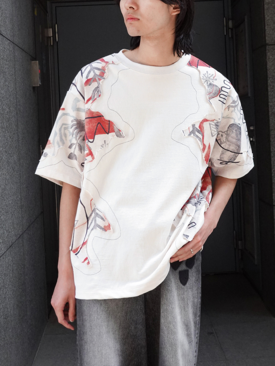 EMAM "Motif Print Cut-off Tee"