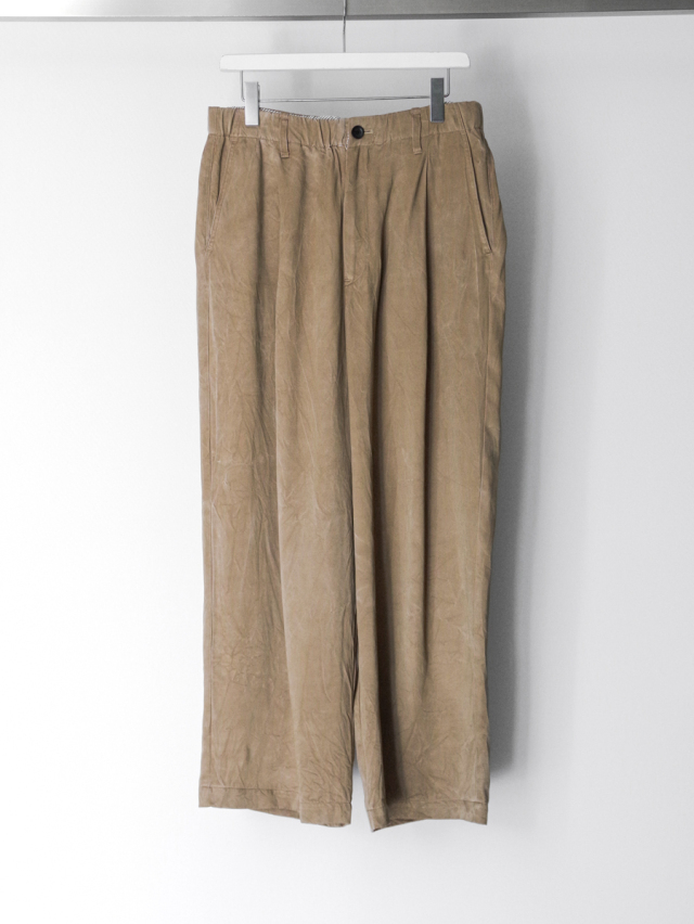 VOAAOV "PIGMENT CUPRO Tuck Wide Pants" - CAMEL