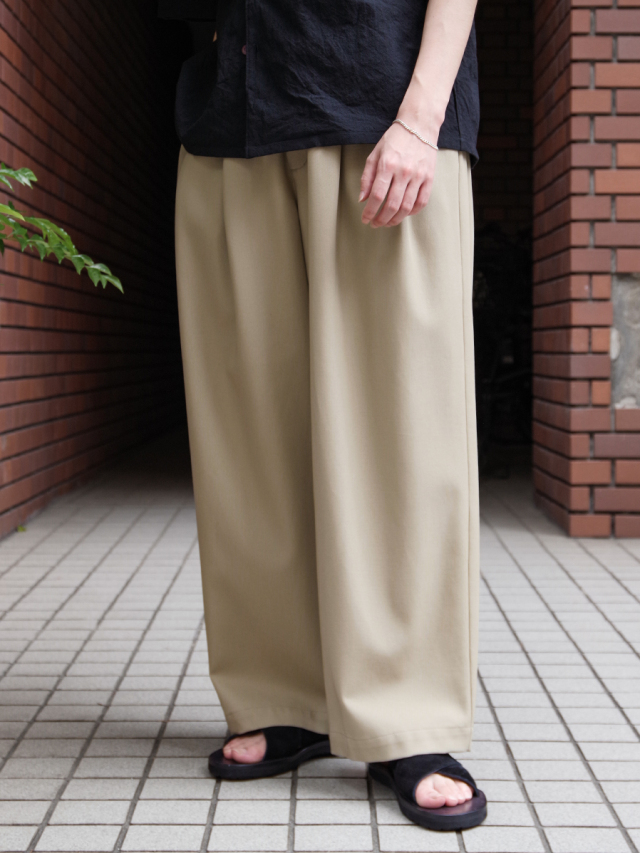 my beautiful landlet "HIGH-TWIST TWILL TUCK WIDE PANTS" - BEIGE