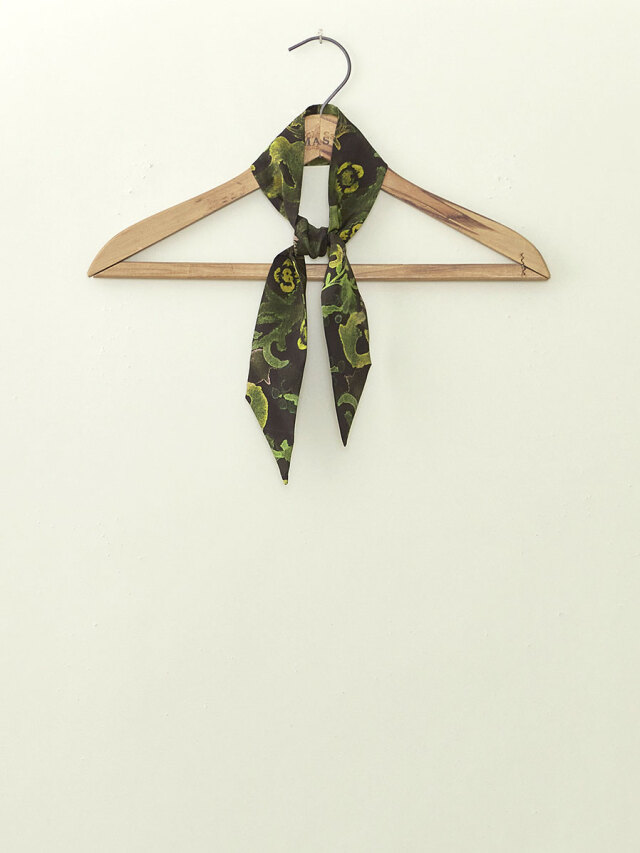 MASU "GRANNY SCARF" - WET BLACK