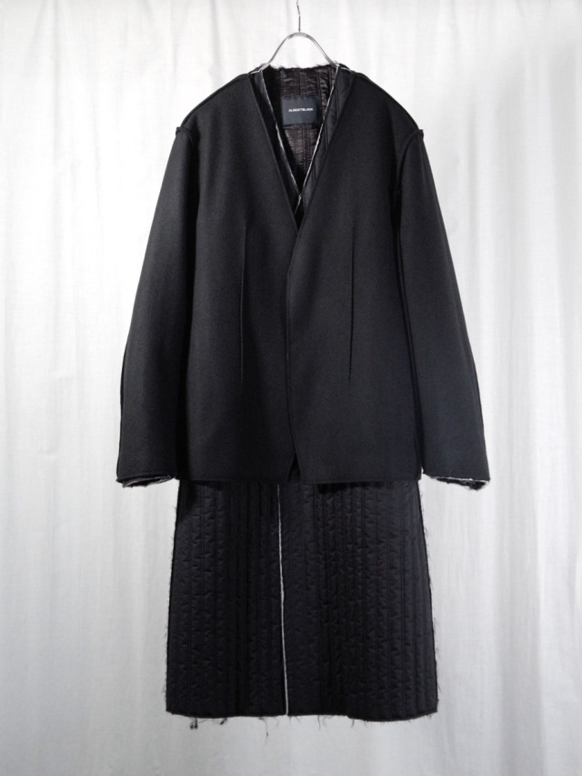 ALMOSTBLACK "LAYERED NO COLLAR COAT"