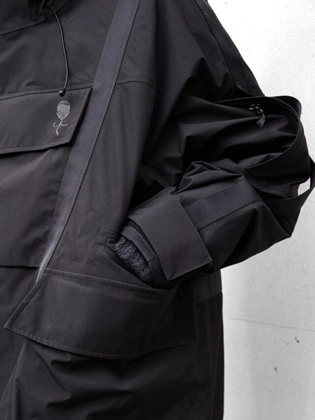 新品 D-VEC × ALMOSTBLACK GORE-TEX ボディーバッグ D-vec × ALMOSTBLACK ディーベック オールモストブラック ゴアテックス