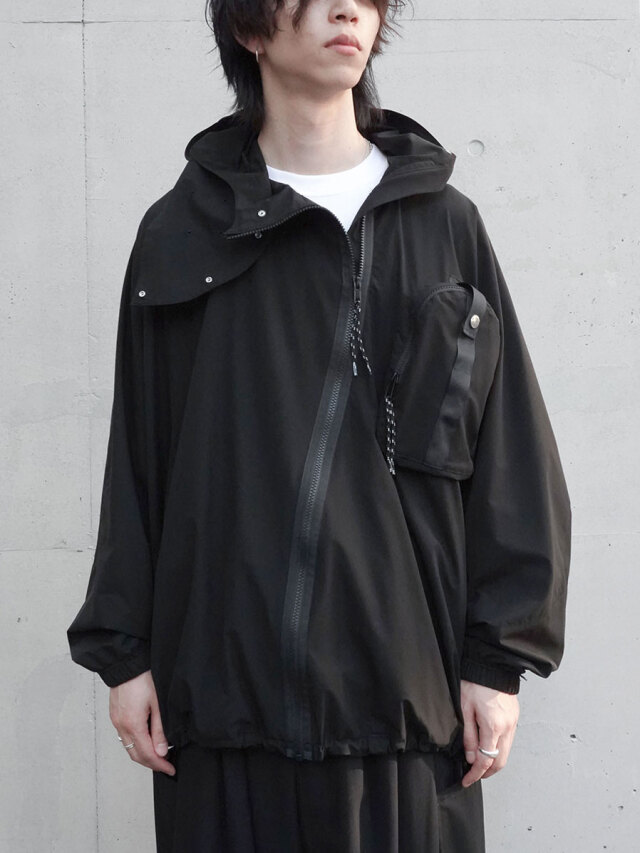 ALMOSTBLACK "WOVEN WATER-REPELLENT HOOD PONCHO BLOUSON"