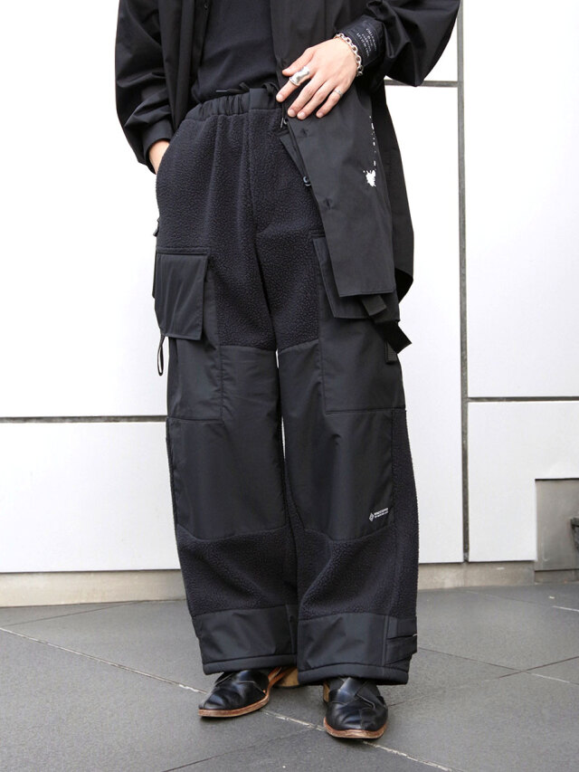 D-VEC × ALMOSTBLACK ディーベック オールモストブラック