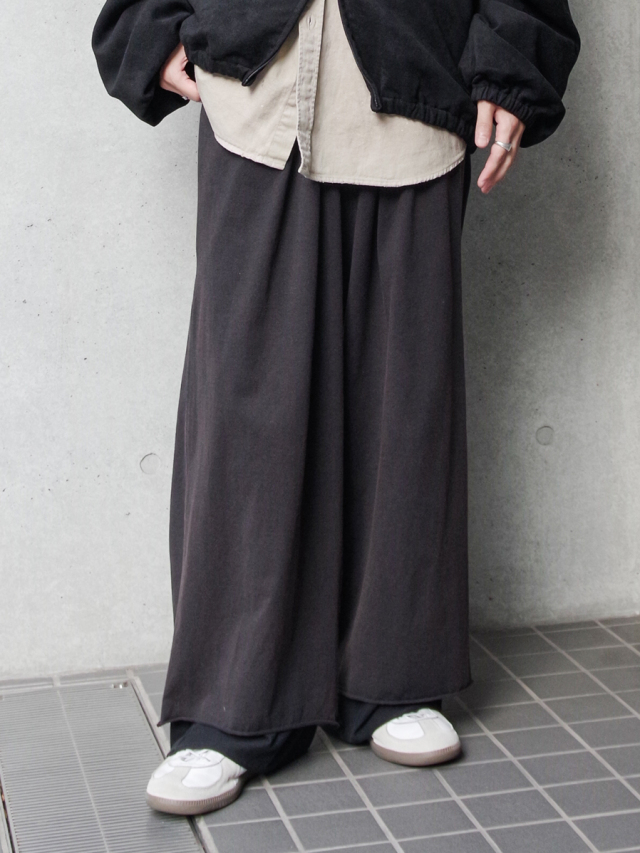 ANCELLM "DRAPE WIDE EASY CUT SLACKS" - BLACK