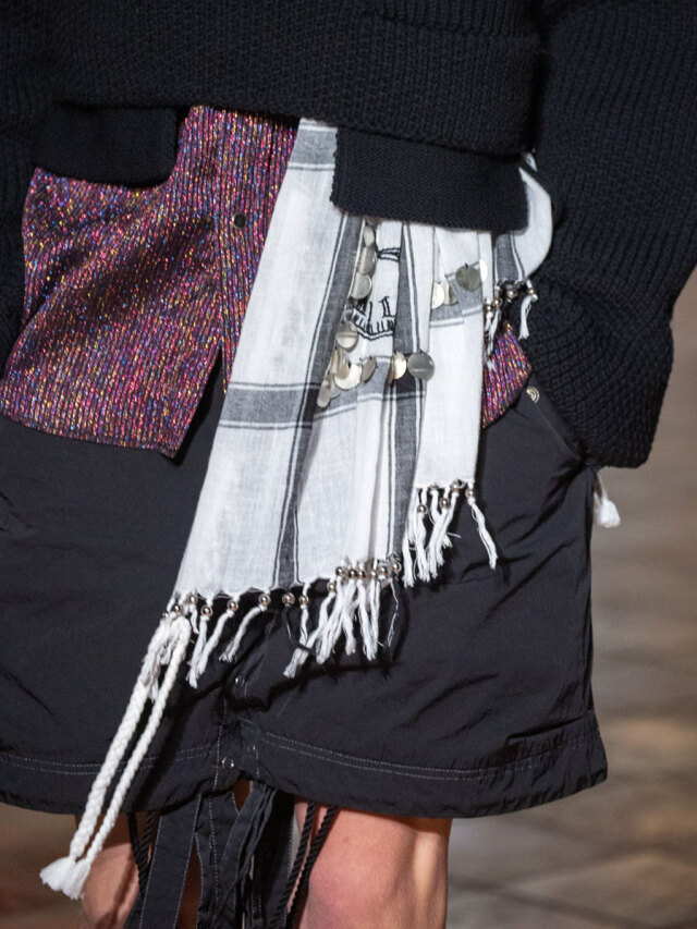 小物 BED j.w. FORD Hand Embroidery Scarf BED J.W. FORD(ベッドフォード)のHand Embroidery Scarf WHITEの