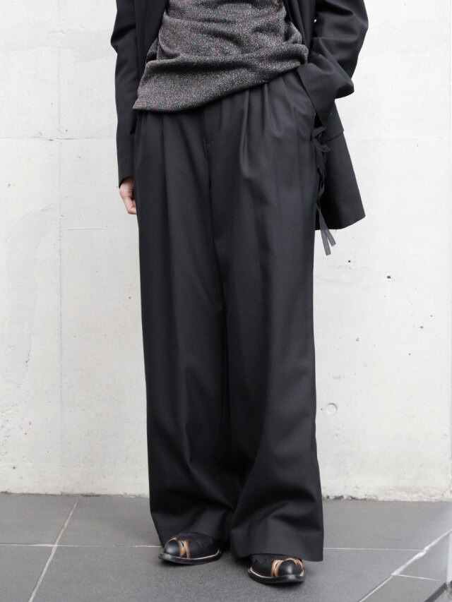 BED J.W. FORD "Wool Tropical Wide trousers"