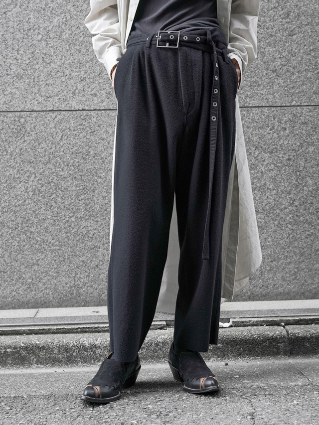 BED J.W. FORD "CROPPED STRAIGHT PANTS" - BLACK