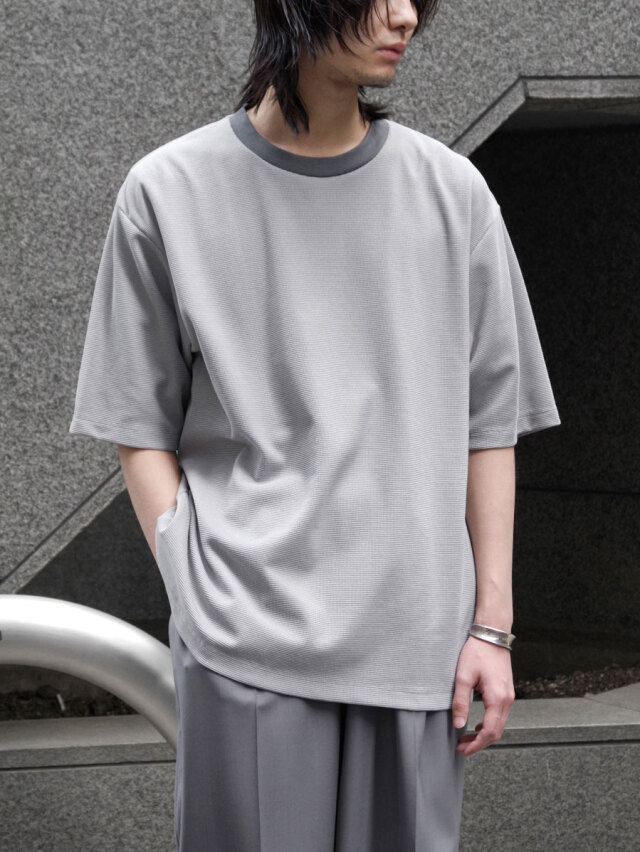 CUINIIE "LAYERED BACK NECK KNIT T-SHIRT"