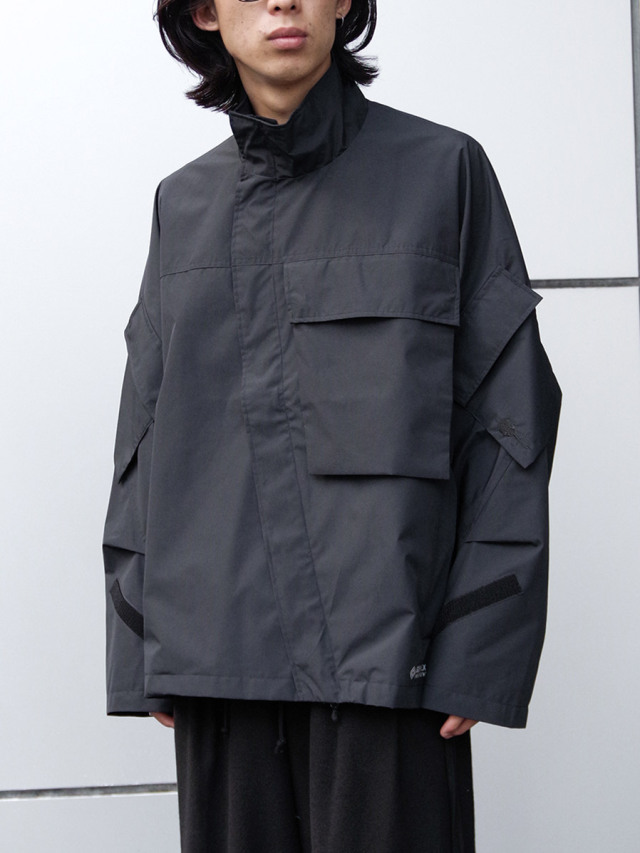 D-VEC × ALMOSTBLACK "GORE-TEX INFINIUM 2L SHIRT JACKET"