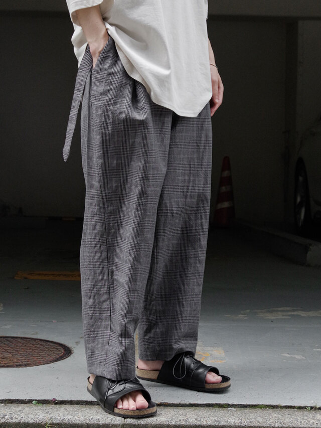 エドウィナホール Edwina Horl 呼び dauerbrenner BUNDFALTENHOSE 2  