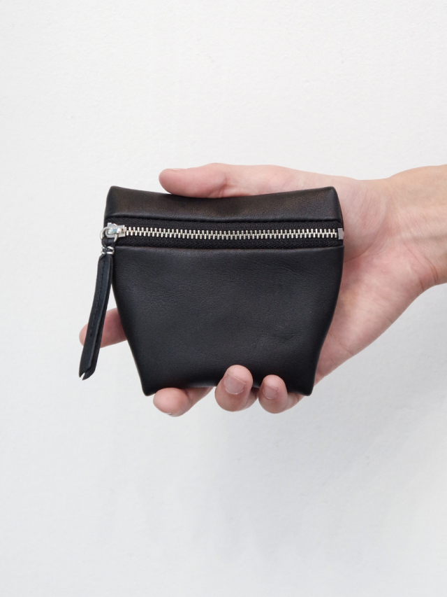 HAAL "DIMPLE POUCH S" - BLACK