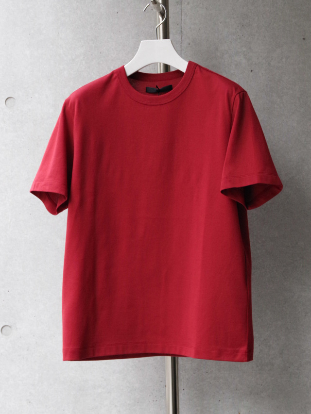 JUHA "BASIC TEE" - RED