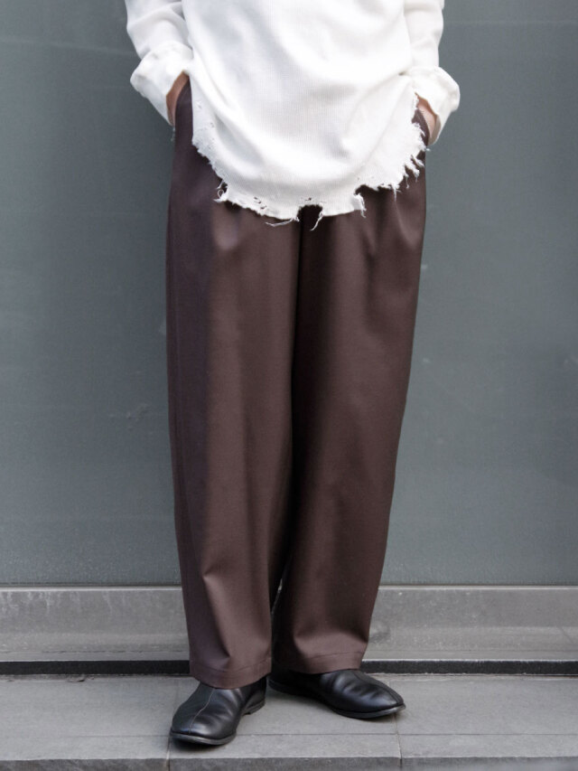 JUHA "BALLOON DRAPE PANTS" - BROWN