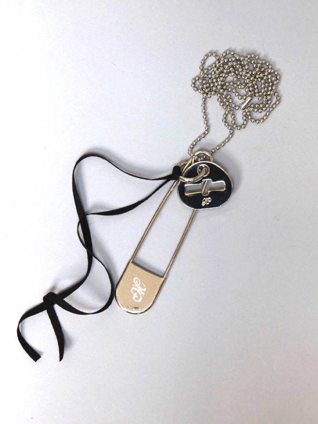 MASU "LAUNDRY PIN NECKLACE"