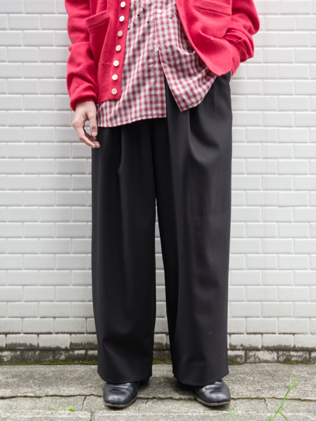 CUINIIE "sculpted silhouette trousers" - black
