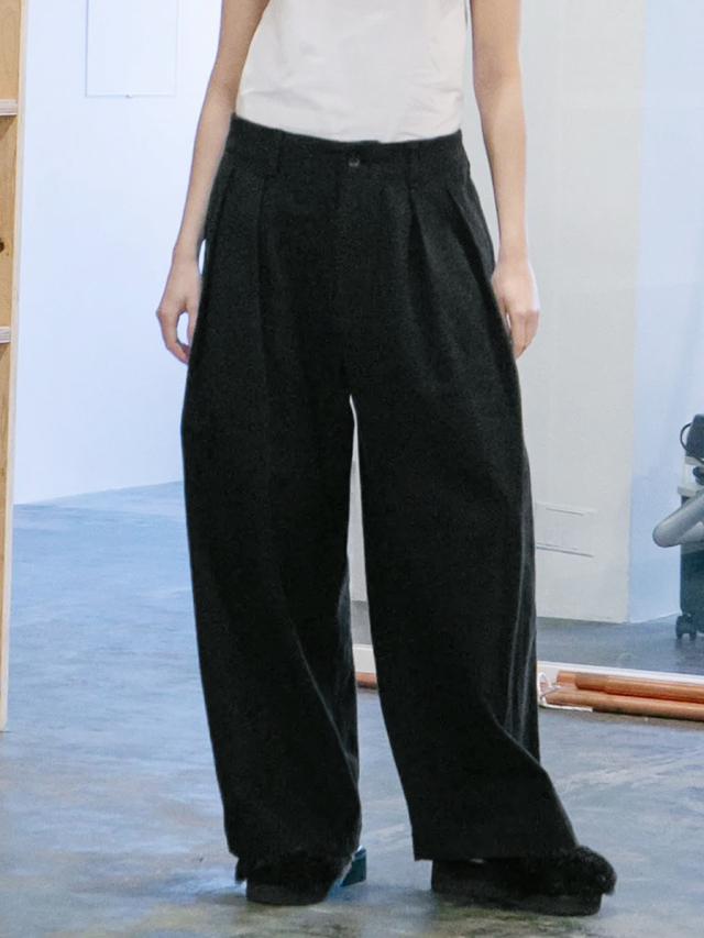 my beautiful landlet "Organic Cotton Flannel Tuck Wide Pants" - BLACK