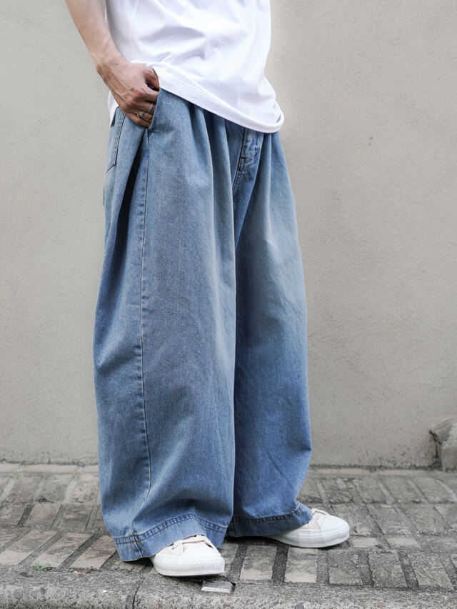 my beautiful landlet "WIDE TUCK DENIM PANTS"