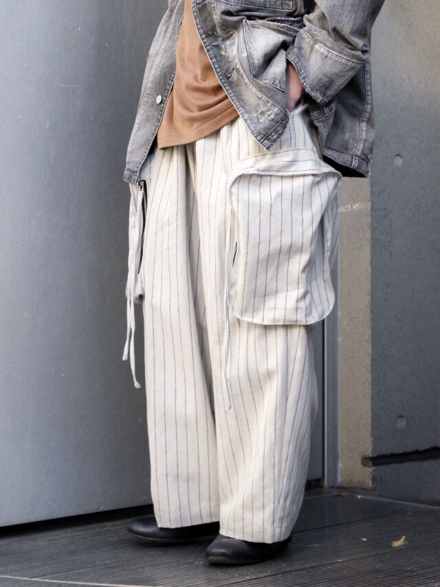 my beautiful landlet "DOBBYSTRIPE / HERRINGBONE CARGO PANTS" - LIGHT GRAY
