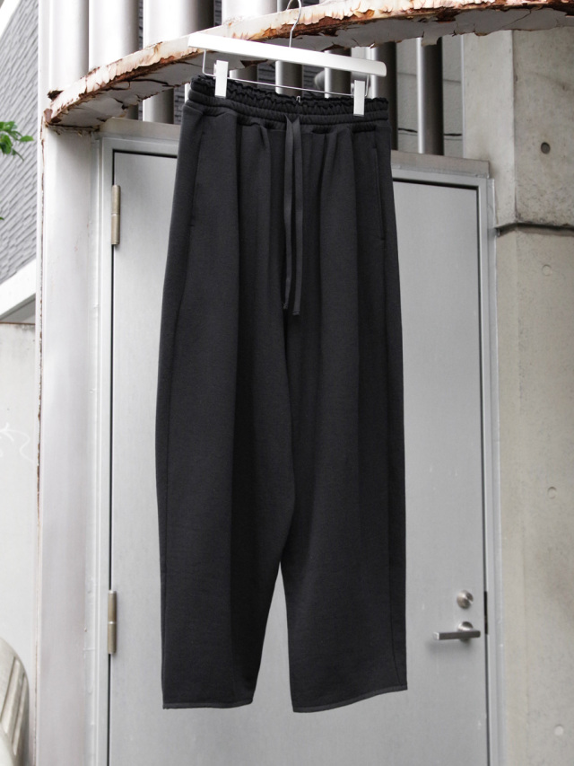 my beautiful landlet "URAKE WIDE SWEAT PANTS" - BLACK
