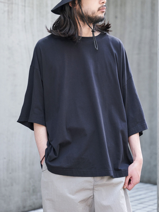 STUDIO NICHOLSON "PIU - T-SHIRT" - DARKEST NAVY