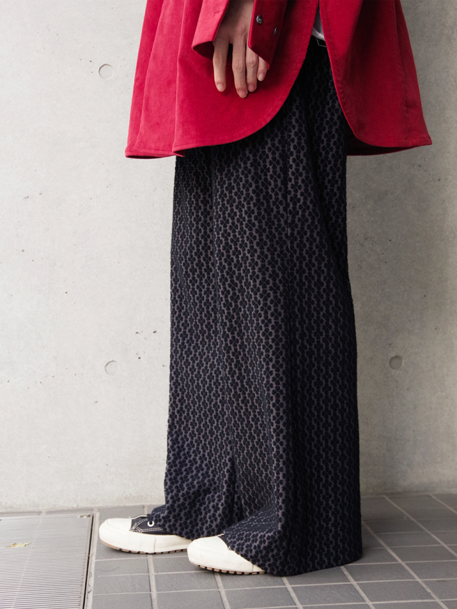 MASU "CLOVER PILE FLARE PANTS"