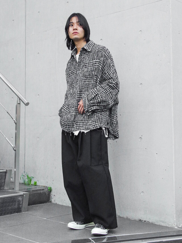 【極美品】OVERCOAT 23SS レーヨンパンツ ブラック M0 JULIUS 2025PS ボンバージャケット ミリタリースタイル -FASCINATE