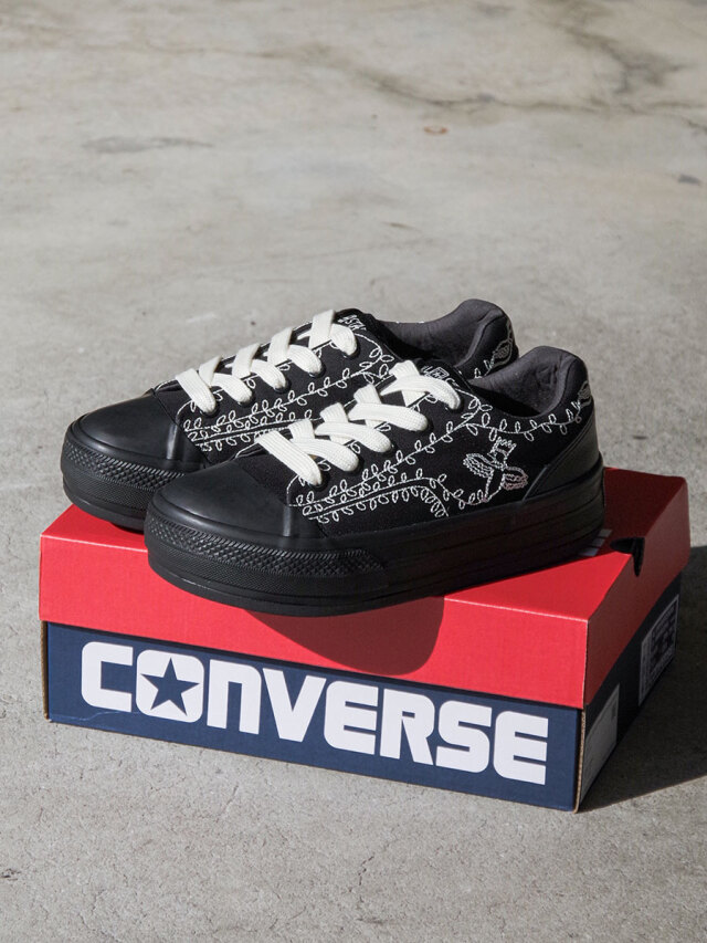 SHINYAKOZUKA "PICTURESQUE ANTIQUE SNEAKER WITH CONVERSE"